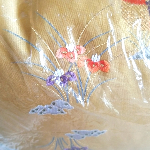 Luxury Japanese Obi silk cushions/pillows - Picture 5 of 10